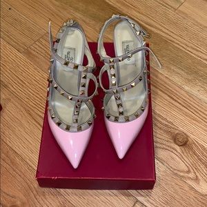 Pink Valentino Garavani heels